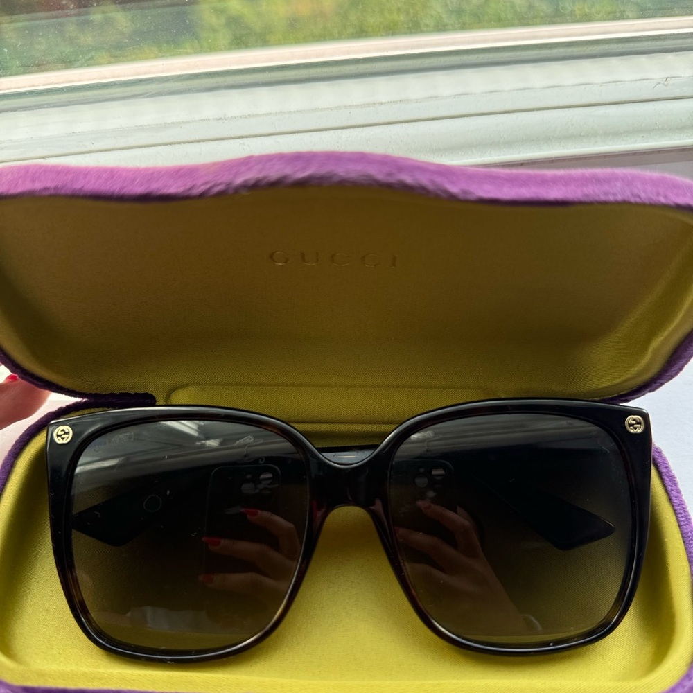 Gucci sunglasses